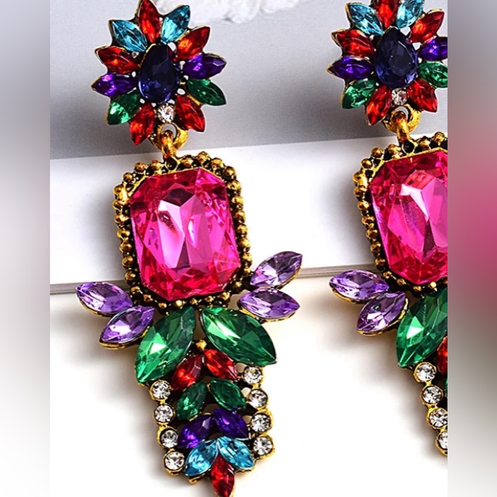 Fine rhinestones